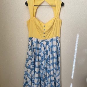 ModCloth dress yellow/blue picnic print